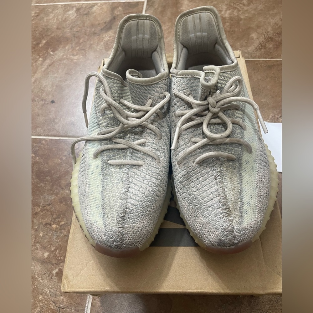 Citrin Yeezy 350 V2 Boost